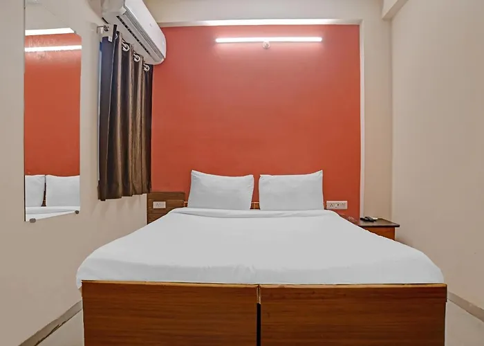 Collection O Hotel Sr Palace